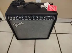 FENDER CHAMPION 40 GUITAR BASS AMPLIFIER