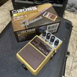 BOSS FBM1 DISTORTION GUITAR EFFECT PEDAL - FENDER ‘59 BASSMAN -LEGEND SERIES