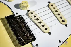 STRATOCASTER 1997 SAFE