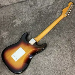 FENDER AMERICAN VINTAGE '62 STRATOCASTER SAFE DELIVERY FROM JAPAN