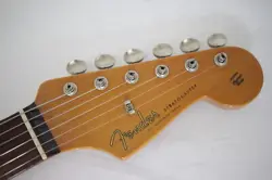 FENDER CLASSIC SERIES 60S STRATOCASTER SAFE DELIVERY FROM JAPAN