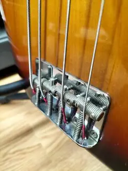 PB62-75 PRECISION BASS