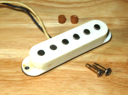 62 STRATOCASTER MIDDLE