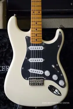 FENDER NILE RODGERS HITMAKER STRATOCASTER OLYMPIC WHITE