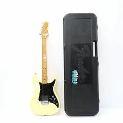 #AUE FENDER ELECTRIC