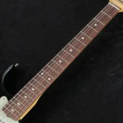 FENDER MADE IN JAPAN LIMITED STRATOCASTER XII ROSEWOOD FINGERBOARD 3-COLOR SUNBU