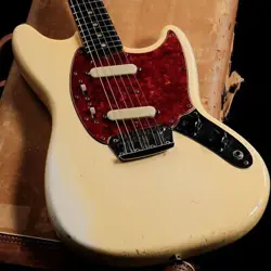 FENDER 1964 DUO SONIC II WHITE A-NECK