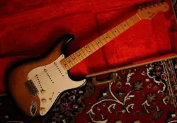 FENDER  1954 STRATOCASTER 1992