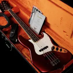 FENDER CUSTOM SHOP 1966 JAZZBASS RELIC CANDY APPLE RED BUILT BY DALE WILSON