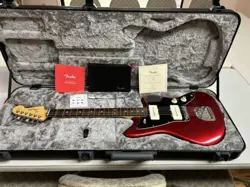 PROFESSIONAL JAZZMASTER 2017