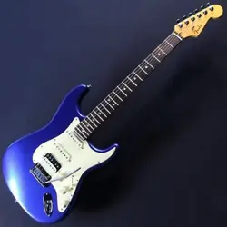 FENDER  USED AMERICAN ULTRA STRATOCASTER HSS COBRA BLUE