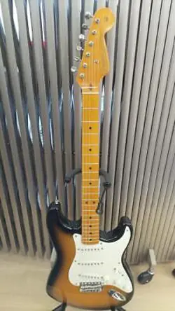 FENDER USA / AMERICAN VINTAGE STRATOCASTER