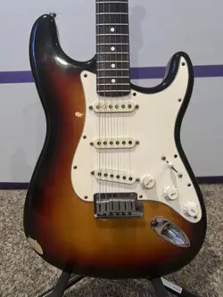 1991 FENDER AMERICAN STRATOCASTER