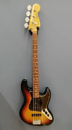 FENDER JAPAN JB62 3TS JAZZ BASS 3 TONE SUNBURST MADE IN JAPAN 2013 ELECTRIC BASS