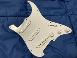 SQUIER BY FENDER AFFINITY STRATOCASTER ASSEMBLY SET