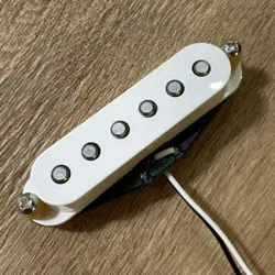 ‘23 FENDER PLAYER STRAT NECK GUITAR PICKUP STRATOCASTER ALNICO 5 WHITE COVER