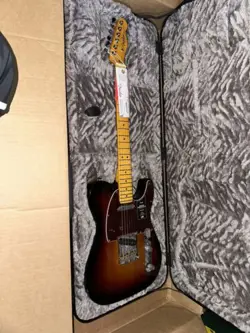 FENDER AMERICAN PROFESSIONAL II TELECASTER ROSEWOOD FB GUITAR 3-COLOR SUNBURST