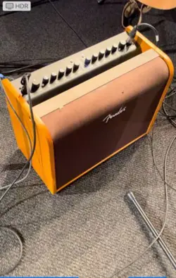 FENDER 100W ACOUSTIC GUITAR AMPLIFIER - BROWN