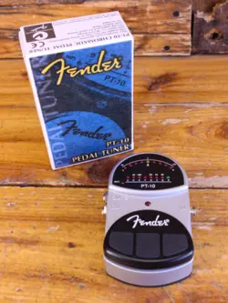 FENDER PT-10 CHROMATIC TUNER GUITAR PEDAL BLACK ISSUE