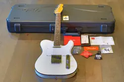 UNPLAYED! FENDER AMERICAN ULTRA TELECASTER ELECTRIC GUITAR ARCTIC PEARL   OHSC