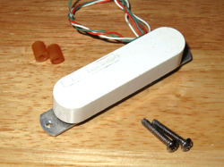 FENDER 1980'S USA WHITE LACE SENSOR GOLD STRATOCASTER MIDDLE PICKUP