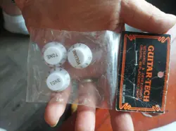 VINTAGE GENUINE FENDER JAPAN STRATOCASTER GUITAR KNOBS - 2 TONE, 1 VOLUME