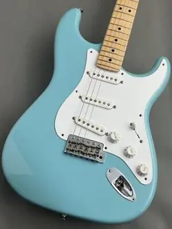 FENDER CUSTOM SHOP MASTER BUILD SERIES ACTIVE STRATOCASTER DAPHNE BLUE