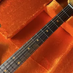 1961 STRATOCASTER USED