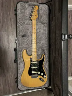 NITROCELLULOSE BUTTERSCOTCH FINISH