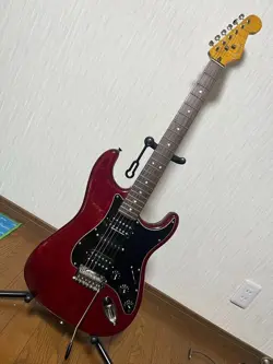 FENDER MODERN PLAYER STRATOCASTER ELECTRIC GUITAR W/SOFT CASE