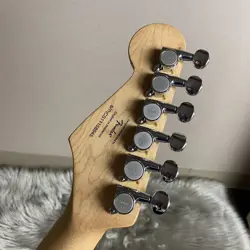 SQUIER BY FENDER MINI STRATOCASTER