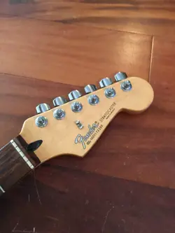 2000 FENDER STRATOCASTER STANDARD STRAT ROSEWOOD MAPLE NECK TUNERS 9.5