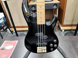 FENDER JAPAN PJM-65 USED BASSWOOD BODY MAPLE NECK MAPLE FINGERBOARD BLACK