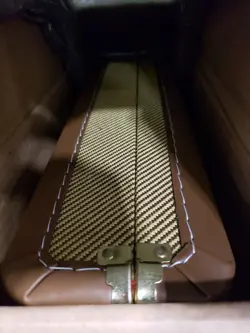 BUTTERSCOTCH W/ CASE