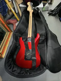 STRAT RED STRATOCASTER