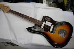 ELECTRIC GUITAR FENDER TRADITIONAL II 60S JAGUAR RW 3TS MADE IN JAPAN  WITH CASE