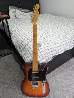 FENDER MODERN PLAYER TELECASTER 2013 - HONEY BURST