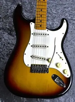 FENDER 1974 STRATOCASTER / 3TONE SUNBURST 3.60KG GOOD CONDITION