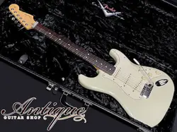 SIGNATURE STRATOCASTER 2009