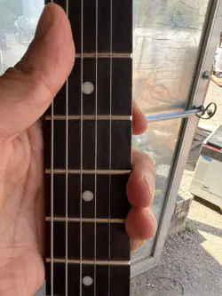 SQUIER MINI STRATOCASTER