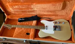 REMARKABLE 2002 FENDER