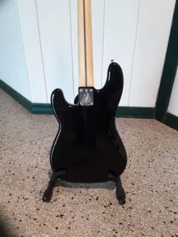 FENDER PRECISION BASS SPECIAL EDITION