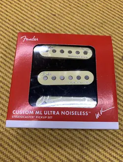 FENDER CUSTOM MICHAEL LANDAU ULTRA NOISELESS SINGLE-COIL STRATOCASTER PICKUP SET