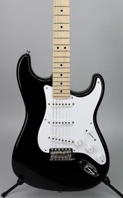 USED 2022 FENDER ERIC CLAPTON STRATOCASTER BLACK