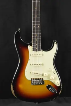 FENDER CUSTOM SHOP LATE '62 STRATOCASTER RELIC WITH CLOSET CLASSIC HARDWARE