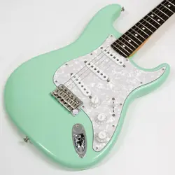 FENDER LIMITED EDITION CORY WONG STRATOCASTER   SURF GREEN