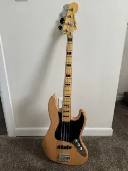 SQUIER BY FENDER JAZZ BASS GUITAR