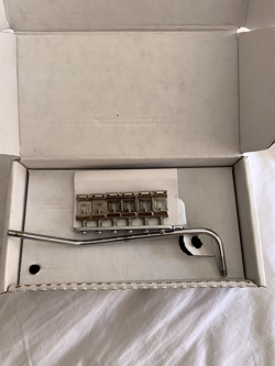 992049000 '62 STRATOCASTER