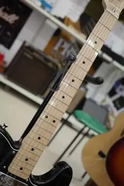 FENDER MADE IN JAPAN TRADITIONAL 70S TELECASTER CUSTOM