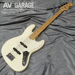 FENDER AMERICAN PROFESSIONAL JAZZ BASS 2017 SAFE DELIVERY FROM JAPAN